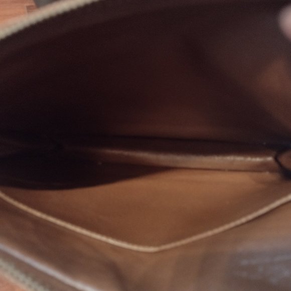 Louis Vuitton Pochette Sport Clutch - Picture 5 of 16